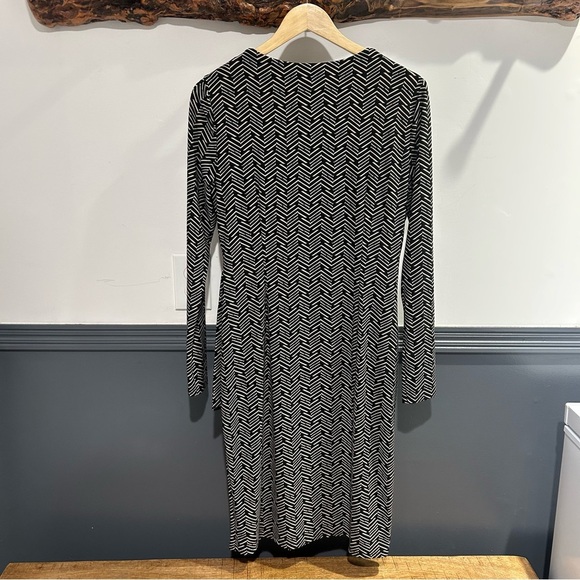 Black and White Faux Wrap Dress - Picture 3 of 10